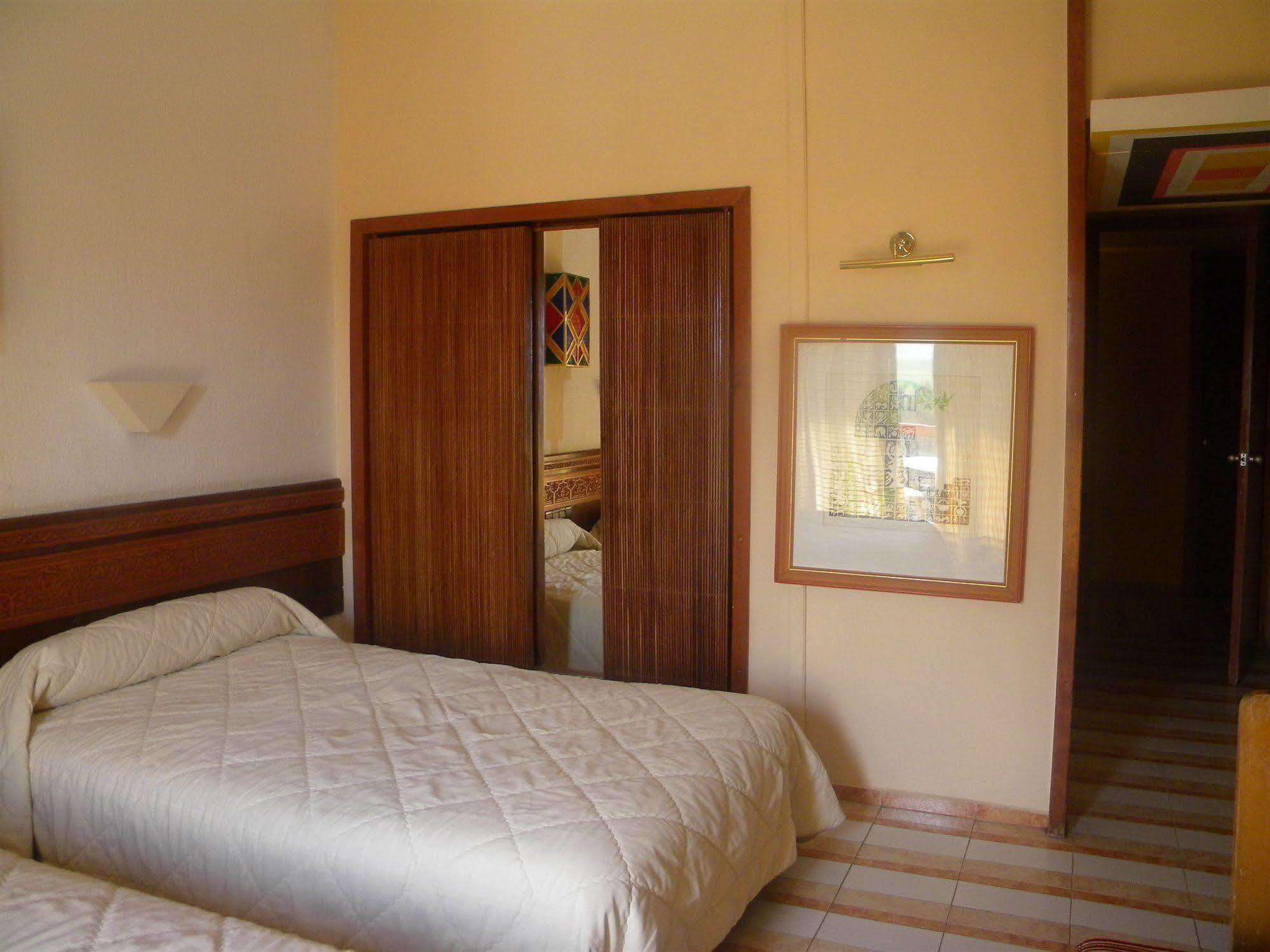 Sidi Harazem Exterior foto
